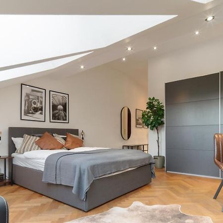 Designer Apartments, 2 Min To U1 Reumannplatz Wien Eksteriør billede