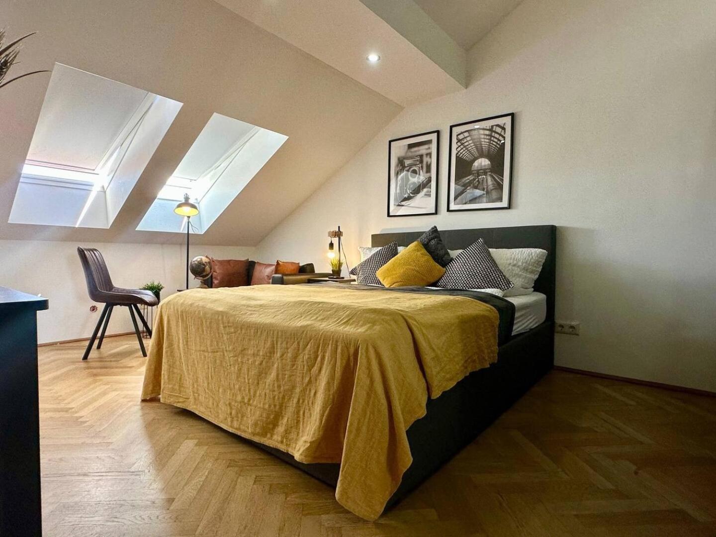 Designer Apartments, 2 Min To U1 Reumannplatz Wien Eksteriør billede